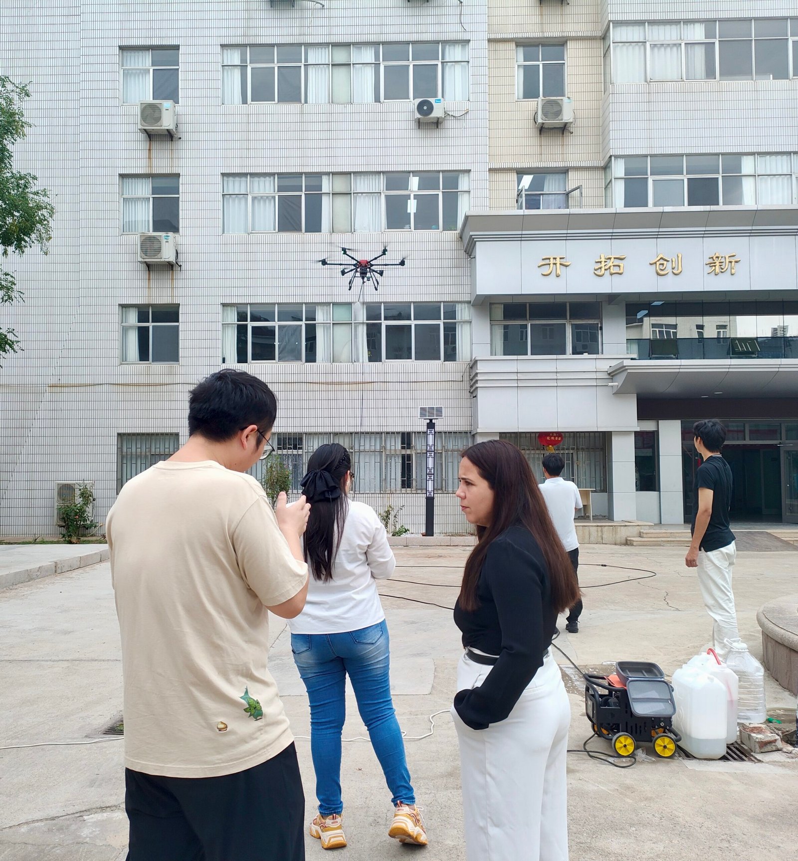 - Customer group visiting Hoch cleaning drone production workshop